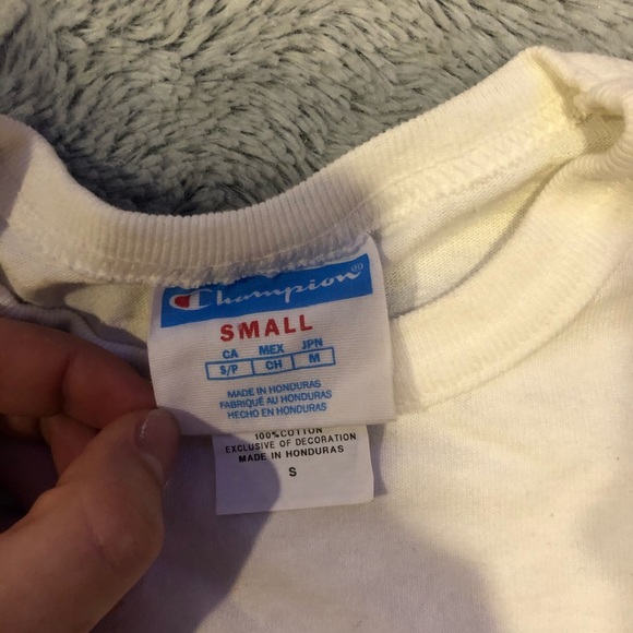 ‼️SOLD‼️Champion white t-shirt - Picture 2 of 2